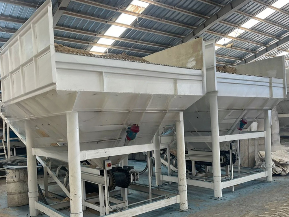 Princípios de projeto do aplicador rotativo de fertilizante composto